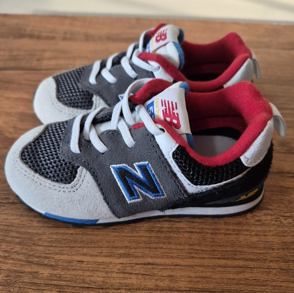 NWT New Balance 574 Toddler Sneakers Size 7 - Picture 3 of 10